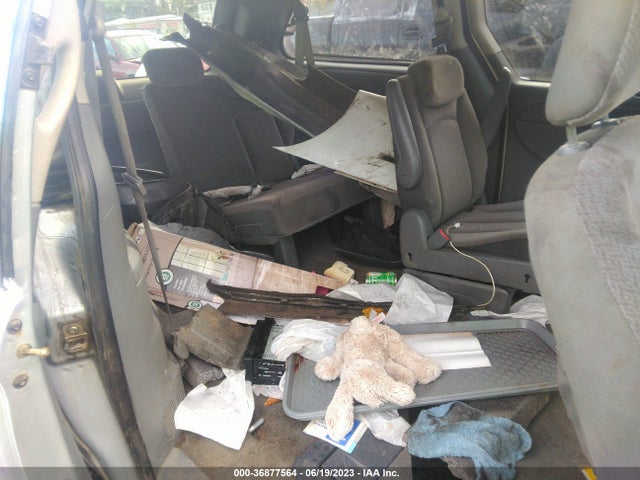 2006 DODGE GRAND CARAVAN SXT VIN: 2D4GP44L96R856968