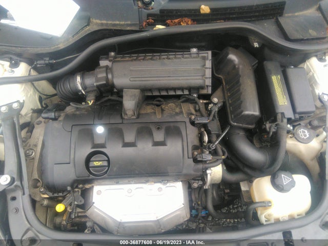2008 MINI COOPER HARDTOP VIN: WMWMF33598TU68535