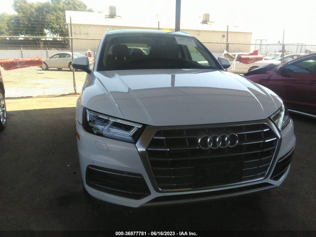 WA1BNAFY1J2234712 Audi Q5 Premium Plus