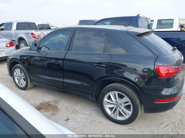 WA1BCCFS8JR030770 Audi Q3 Sport Premium