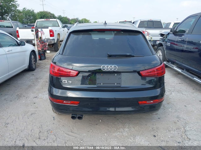 WA1BCCFS8JR030770 Audi Q3 Sport Premium