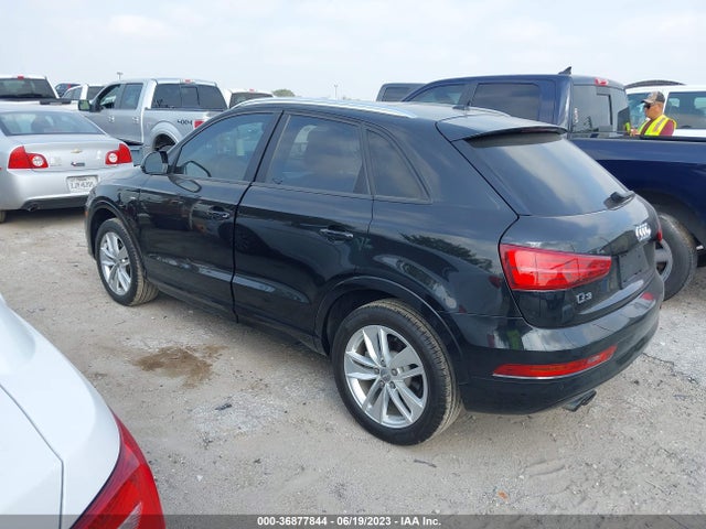 WA1BCCFS8JR030770 Audi Q3 Sport Premium
