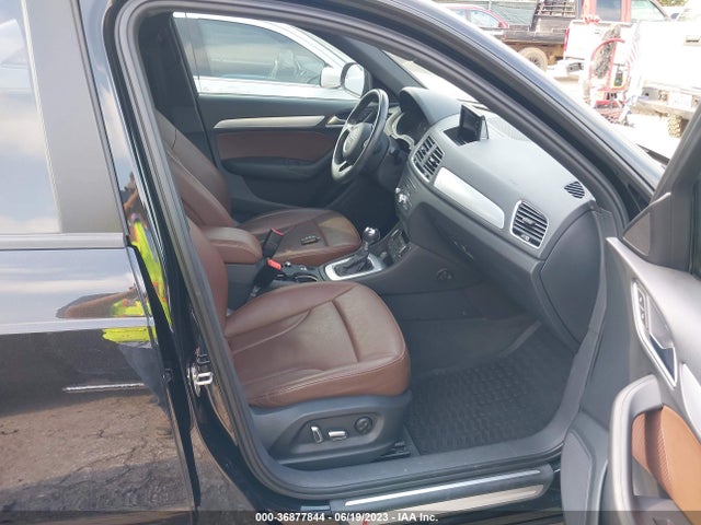 WA1BCCFS8JR030770 Audi Q3 Sport Premium