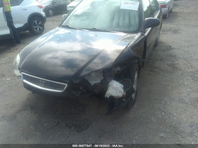 1998 HONDA CIVIC LX VIN: 2HGEJ6679WH563127