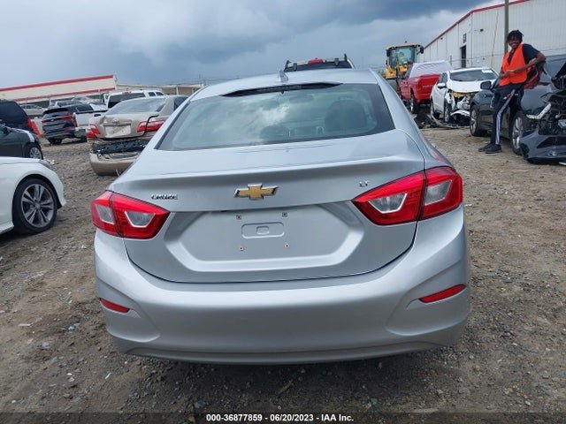 Chevrolet CRUZE LT 2018 1G1BE5SM1J7200927 Image 16
