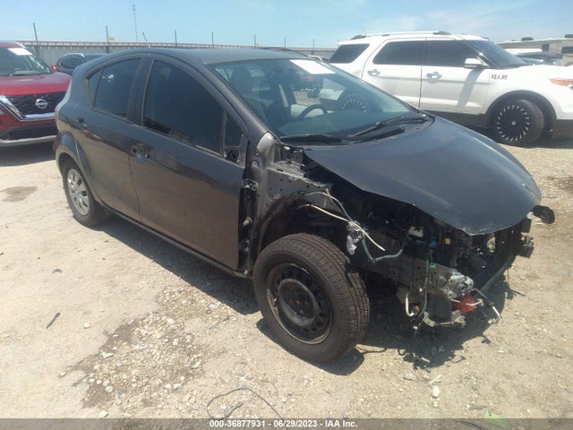 Toyota Prius C One/three/two/four 2014 JTDKDTB33E1080692 Image 1