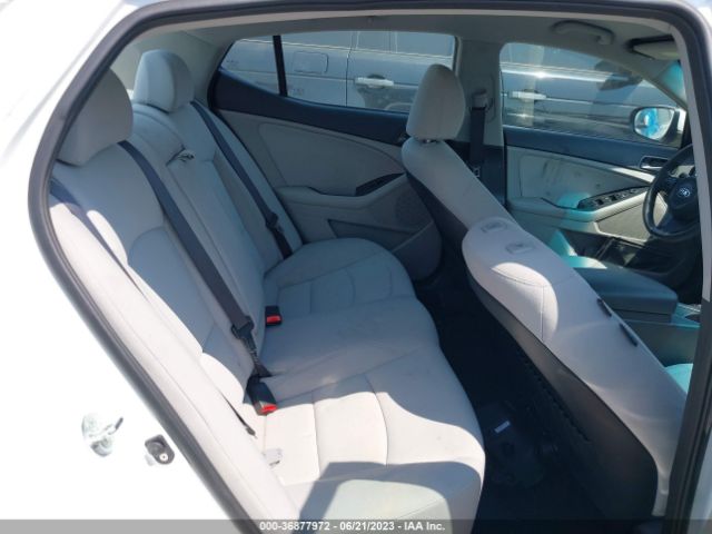 KNAGM4A76F5652653 KIA Optima Lx