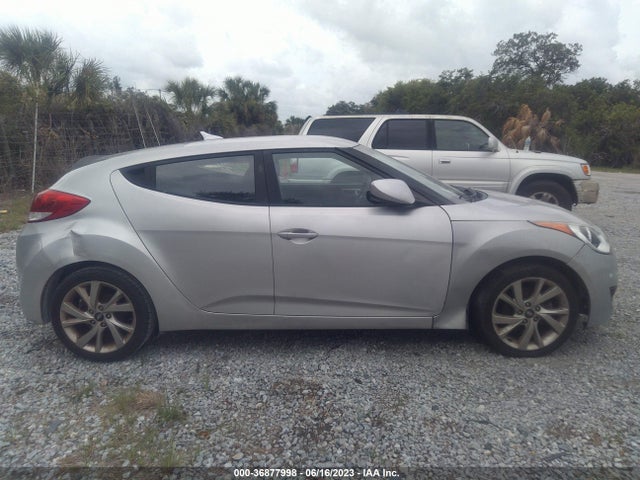 2016 HYUNDAI VELOSTER VIN: KMHTC6AD5GU256237