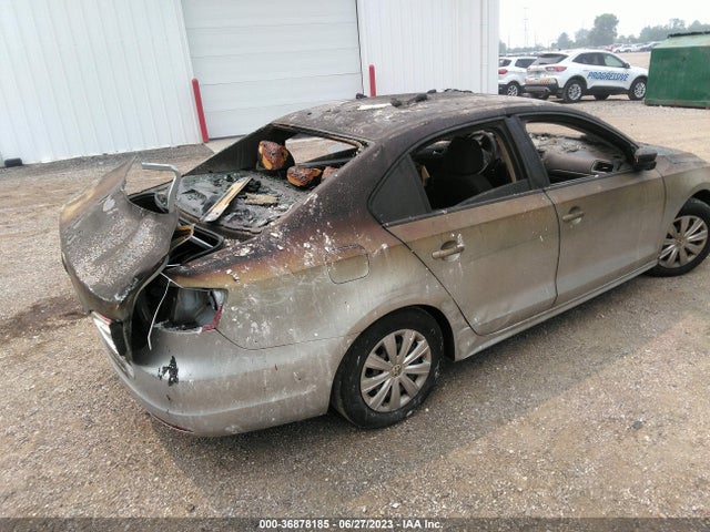 3VW2K7AJ1EM311330 Volkswagen Jetta Sedan S