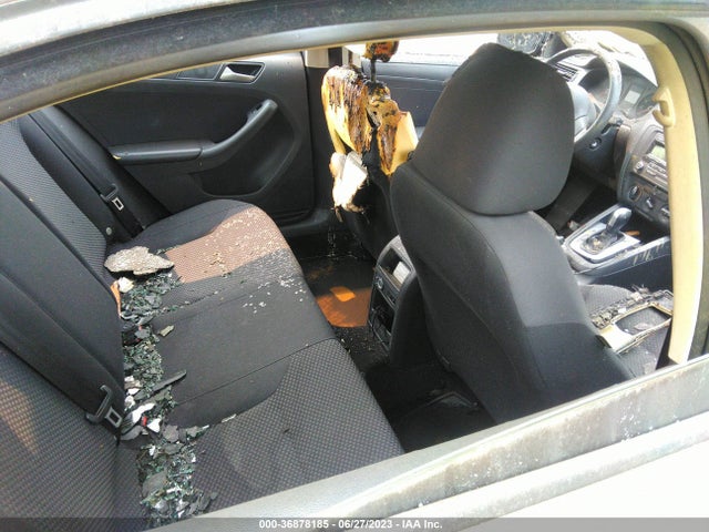 3VW2K7AJ1EM311330 Volkswagen Jetta Sedan S