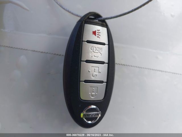 3N1CN8EV7NL867104 Nissan VERSA SV