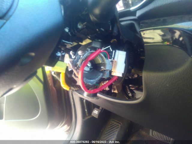 5XYKTDA72FG631581 KIA SORENTO LX