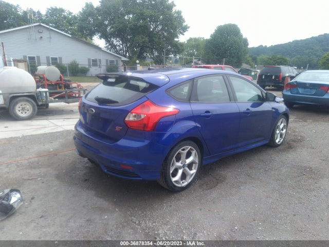 2013 FORD FOCUS ST VIN: 1FADP3L96DL227891