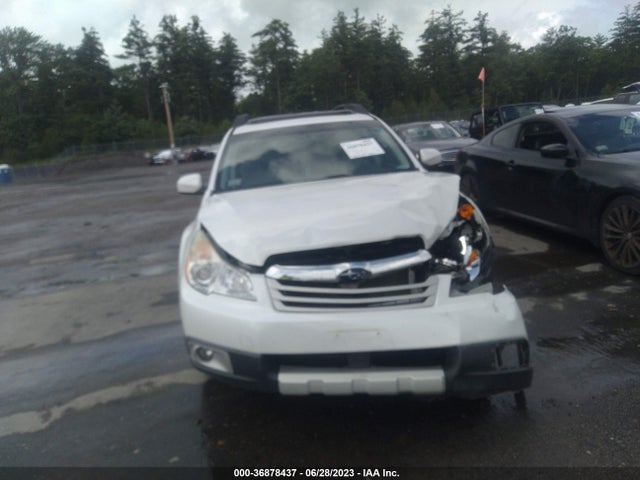 2011 SUBARU OUTBACK 2.5I LIMITED PWR MOON/NAV VIN: 4S4BRBLC0B3439745