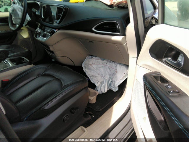 Chrysler Pacifica Hybrid Touring L 2021 2C4RC1L7XMR605734 Image 5