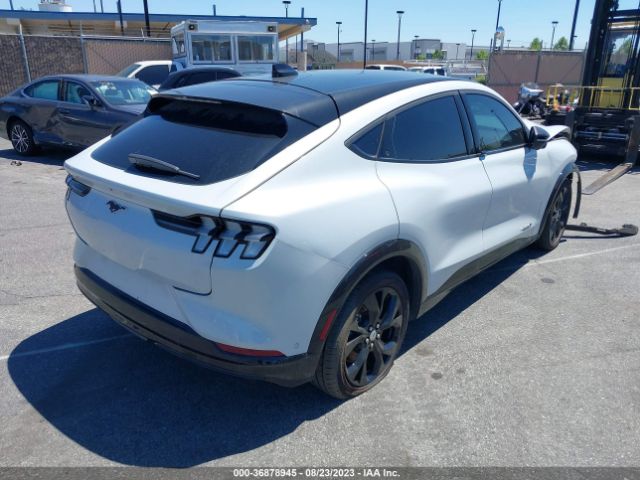 3FMTK3R73MMA01621 Ford Mustang Mach-e Premium