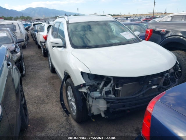 Nissan ROGUE SV 2017 KNMAT2MT2HP582682 Image 1
