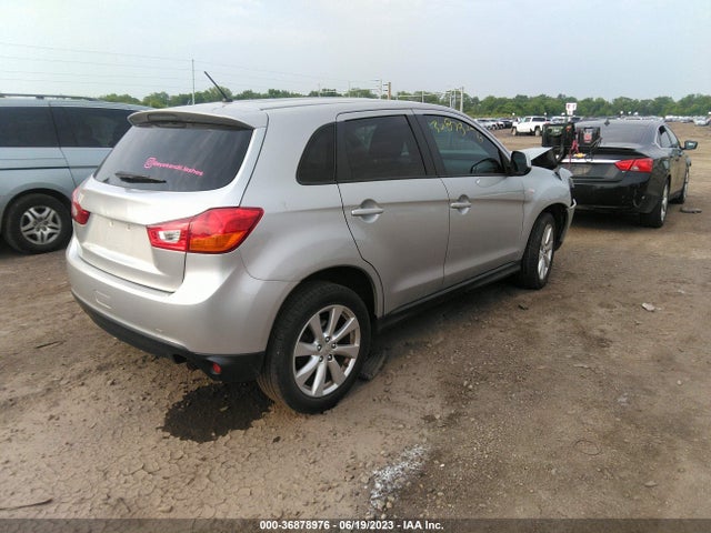 2015 MITSUBISHI OUTLANDER SPORT ES VIN: 4A4AP3AU8FE044187