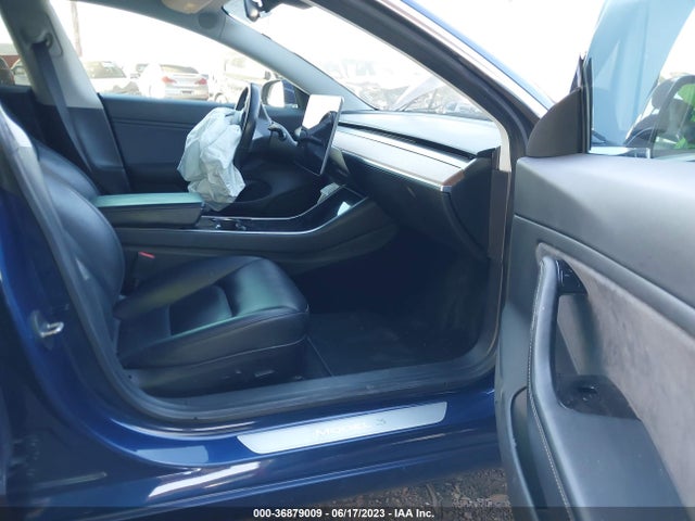 5YJ3E1EBXJF114962 Tesla Model 3 Long Range