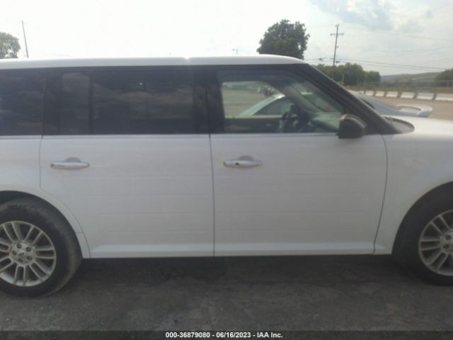 2FMGK5C81KBA28362 Ford FLEX SEL