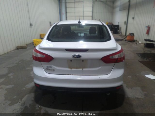 1FADP3E29EL231886 Ford FOCUS S