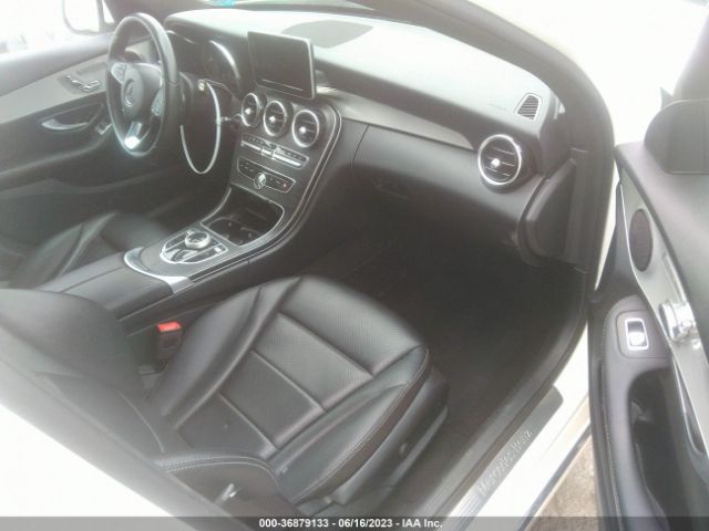 55SWF4JB5JU280421 Mercedes-Benz C-class C 300