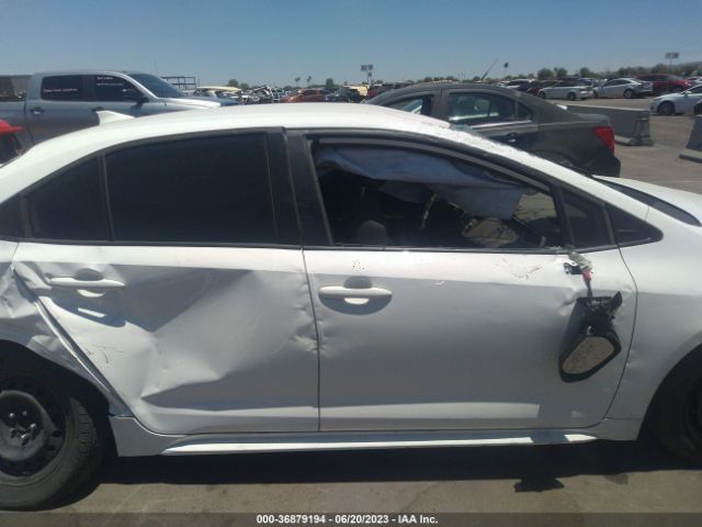 JTDEPRAE1LJ085932 Toyota COROLLA LE