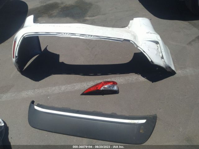 JTDEPRAE1LJ085932 Toyota COROLLA LE