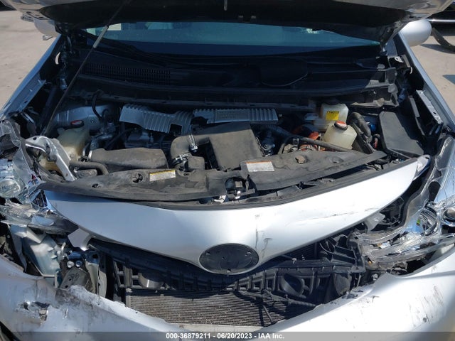 Toyota Prius V Two/five/three/four 2015 JTDZN3EU5FJ040129 Image 10