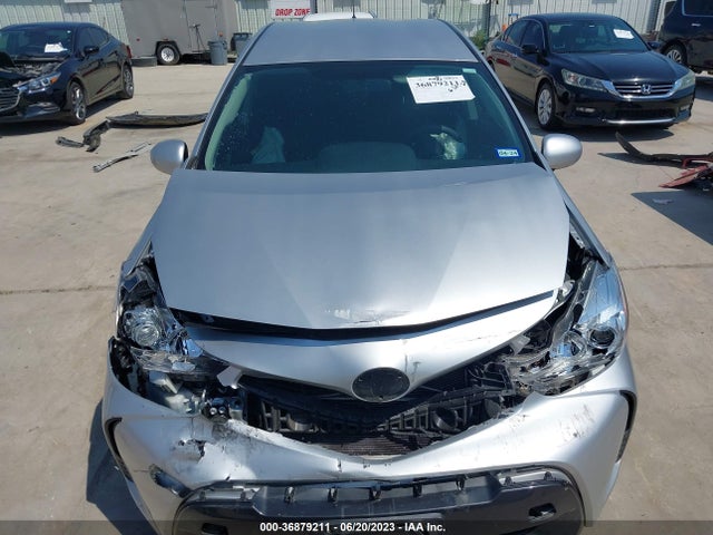 Toyota Prius V Two/five/three/four 2015 JTDZN3EU5FJ040129 Image 12