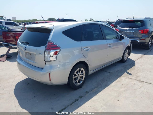 Toyota Prius V Two/five/three/four 2015 JTDZN3EU5FJ040129 Image 4