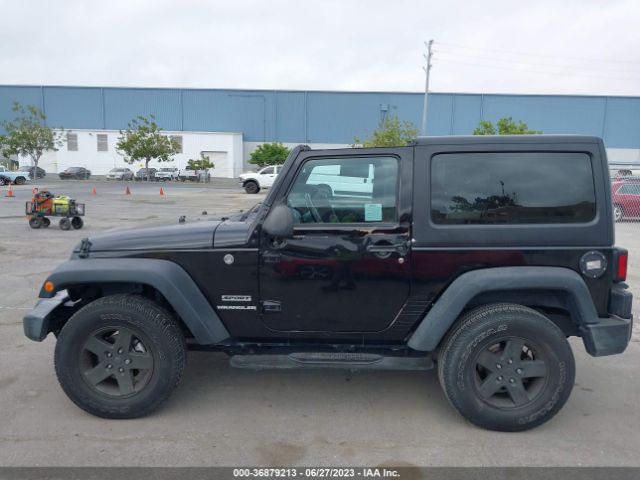 1C4AJWAG9GL111199 Jeep Wrangler Sport
