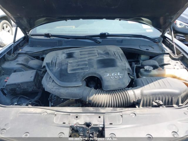 2C3CDXHG2FH917011 Dodge Charger Sxt