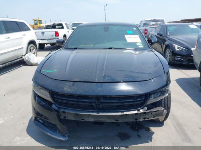 2C3CDXHG2FH917011 Dodge Charger Sxt