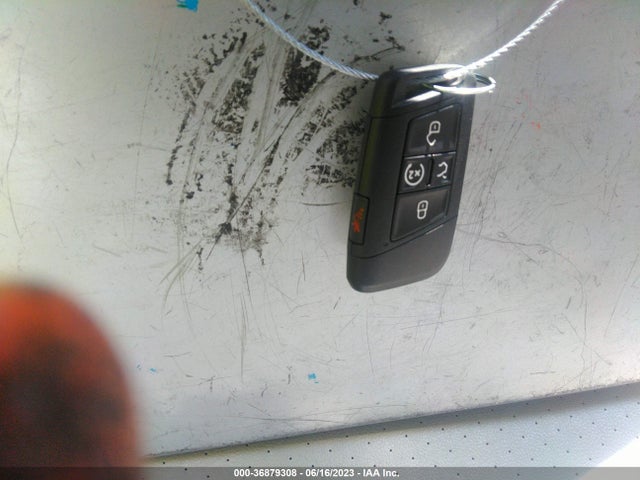 3VV3B7AX7JM009211 Volkswagen Tiguan Sel/se