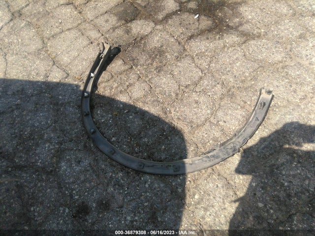 3VV3B7AX7JM009211 Volkswagen Tiguan Sel/se