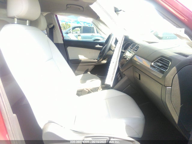 3VV3B7AX7JM009211 Volkswagen Tiguan Sel/se