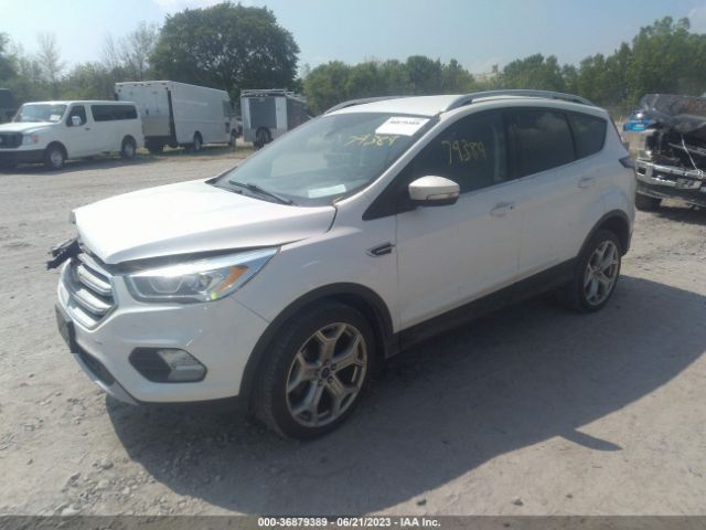 1FMCU9J94HUD75022 Ford Escape Titanium