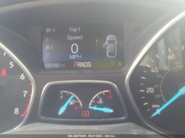 1FMCU9J94HUD75022 Ford Escape Titanium