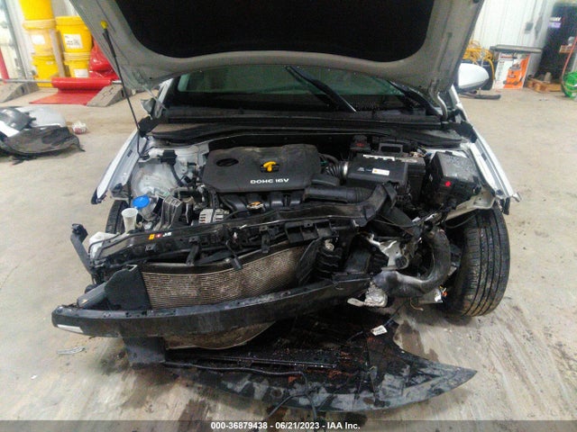 Hyundai ELANTRA SEL 2018 5NPD84LF1JH309319 Image 17