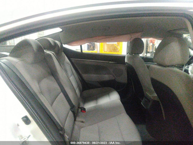 Hyundai ELANTRA SEL 2018 5NPD84LF1JH309319 Image 15