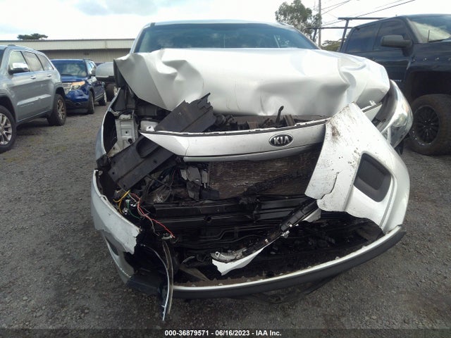 KIA SEDONA LX 2018 KNDMB5C11J6373527 Image 12