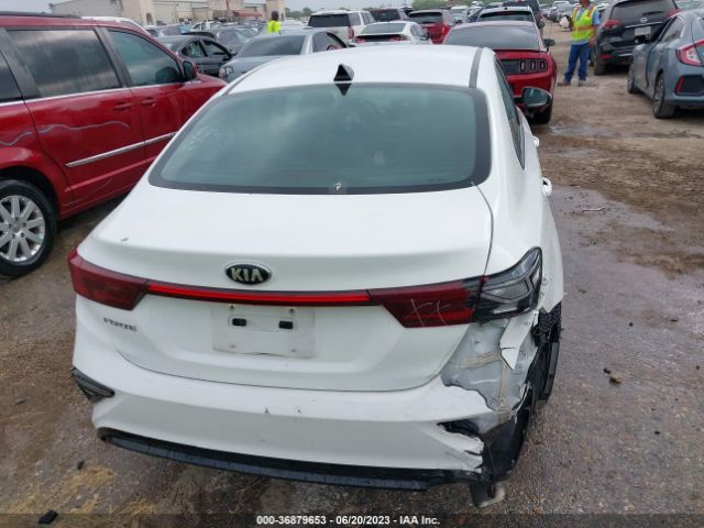 3KPF24AD3ME317880 KIA Forte Lxs