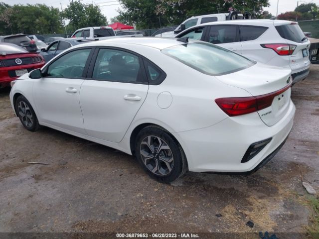 3KPF24AD3ME317880 KIA Forte Lxs
