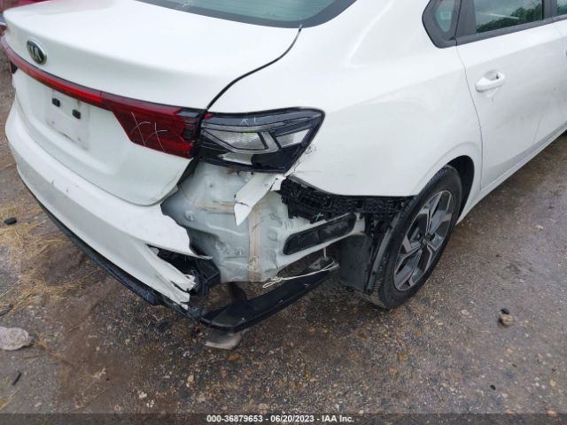 3KPF24AD3ME317880 KIA Forte Lxs