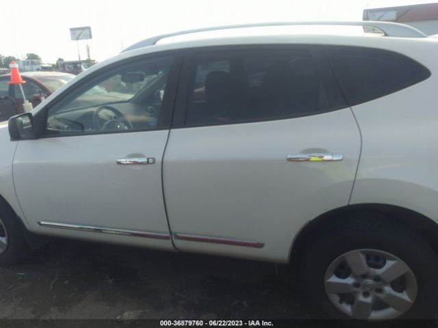JN8AS5MT6FW165027 Nissan Rogue Select S