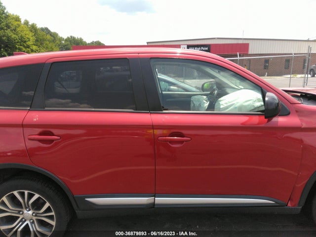 2018 MITSUBISHI OUTLANDER ES VIN: JA4AD2A30JZ060428