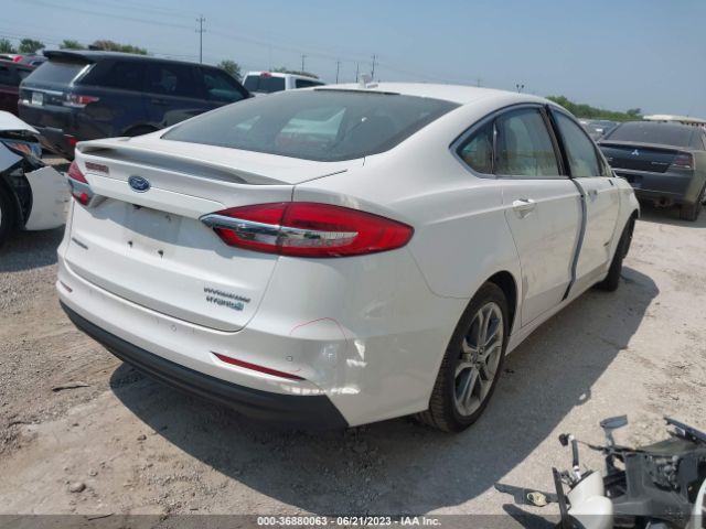 3FA6P0RUXKR255730 Ford Fusion Hybrid Titanium