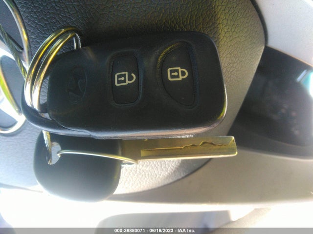 Hyundai ACCENT SE 2017 KMHCT4AE8HU204860 Image 3