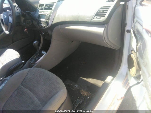 Hyundai ACCENT SE 2017 KMHCT4AE8HU204860 Image 6